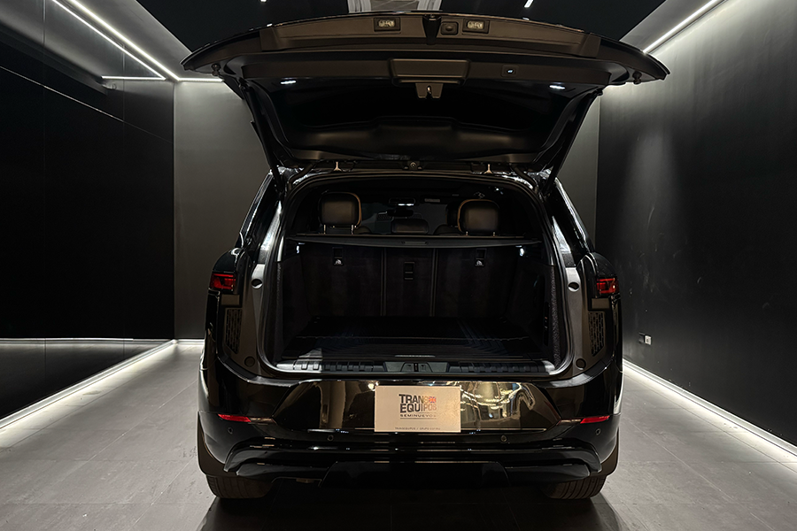 RANGE ROVER SPORT D300 DYNAMIC SE